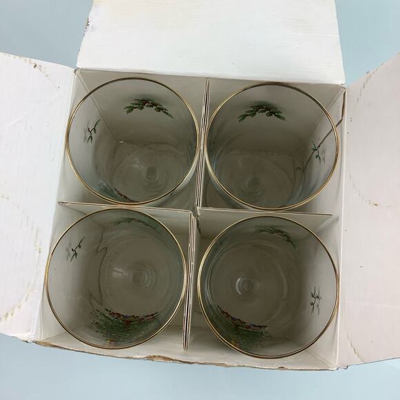 Spode Christmas tree pedestal Goblets set of 4 old stock NEW - Picture 7 of 12